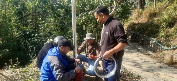 सन्त मेरिज ग्राम पञ्चायत दुईका विभिन्न स्थानहरुमा स्ट्रिट लाइट लगाउने कार्य सम्पन्न