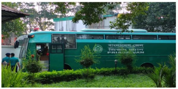 बांग्लादेशमा जुलाई बिद्रोहका क्रममा भएको हत्याकाण्डमा १५ जना हालका सैनिक अधिकारीहरूमाथि ठूली कारबाही, आईसीटीद्वारा जेल पठाइयो