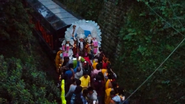 Darjeeling toy train