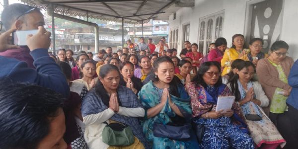 खरसाङमा‌ मिरिक र अन्य क्षेत्रको पैह्रोमा ज्यान गुमाउनेहरुका लागि श्रद्धाञ्जली कार्यक्रम सम्पन्न
