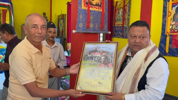 जीटीए प्रमुख अनित थापाद्वारा बाघमारास्थित गुम्बाको भ्रमण र दर्शन, गुम्बाद्वारा थापालाई सम्बर्द्धना