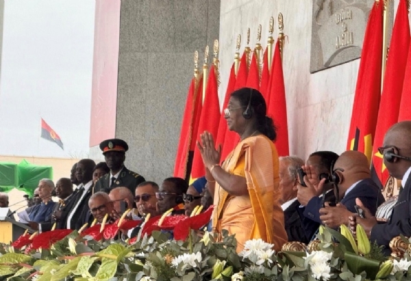 राष्ट्रपति द्रौपदी मुर्मु अङ्गोलाको ५०औं स्वतन्त्रता वार्षिकोत्सव समारोहमा सहभागी भइन् राष्ट्रपति द्रौपदी मुर्मु अङ्गोलाको ५०औं स्वतन्त्रता वार्षिकोत्सव समारोहमा सहभागी भइन्