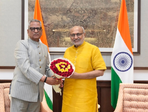 राज्यपालले उपराष्ट्रपति राधाकृष्णनसॅंग गरे शिष्टाचार भेट राज्यपालले उपराष्ट्रपति राधाकृष्णनसॅंग गरे शिष्टाचार भेट