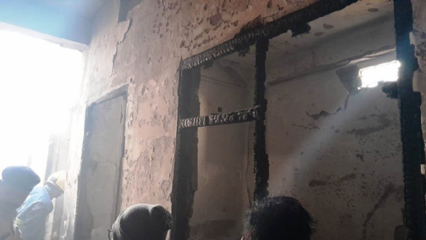 बिहार: सर्ट सर्किटका कारण आगलागीमा एकै परिवारका पाँच जनाको मृत्यु बिहार: सर्ट सर्किटका कारण आगलागीमा एकै परिवारका पाँच जनाको मृत्यु