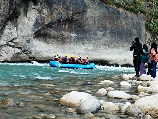 साहसिक पर्यटनको क्षेत्रमा जङ्गुले फड्को मार्दै साहसिक पर्यटनको क्षेत्रमा जङ्गुले फड्को मार्दै