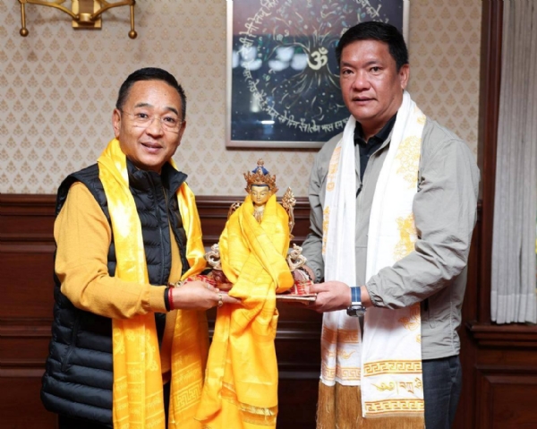 मुख्यमन्त्री खाण्डुले मुख्यमन्त्री तामाङसॅंग भेट गरे मुख्यमन्त्री खाण्डुले मुख्यमन्त्री तामाङसॅंग भेट गरे