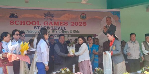 दुई दिवसीय राज्यस्तरीय विद्यालय खेलकुद २०२५ रेशीथाङ खेलगाँउमा सम्पन्न