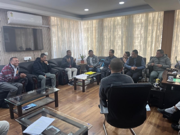 मदन सिञ्चुरी मदन सिञ्चुरी