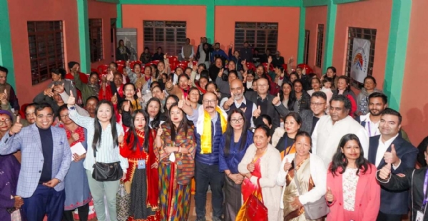 हाम्रा दिदीहरूले केवल लाखपति बन्ने लक्ष्य नराखून्, उनीहरू करोड़पति बन्ने लक्ष्य राखून्: सांसद श्रृंगला हाम्रा दिदीहरूले केवल लाखपति बन्ने लक्ष्य नराखून्, उनीहरू करोड़पति बन्ने लक्ष्य राखून्: सांसद श्रृंगला