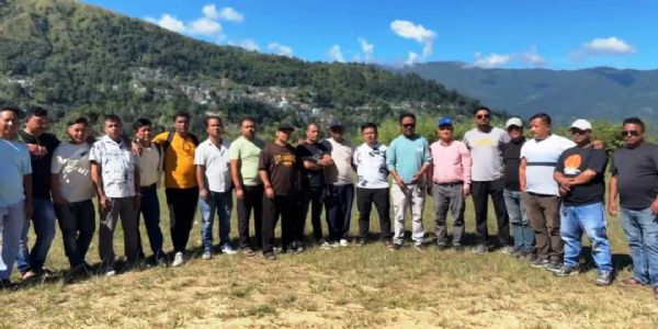 तीनधारे गोल्ड कप फुटबल टुर्नामेन्ट हुने