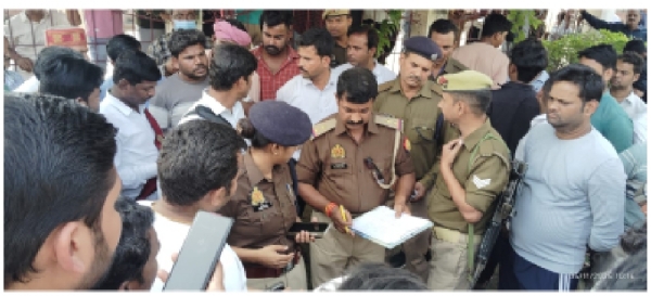 8 killed in up 8 killed in up