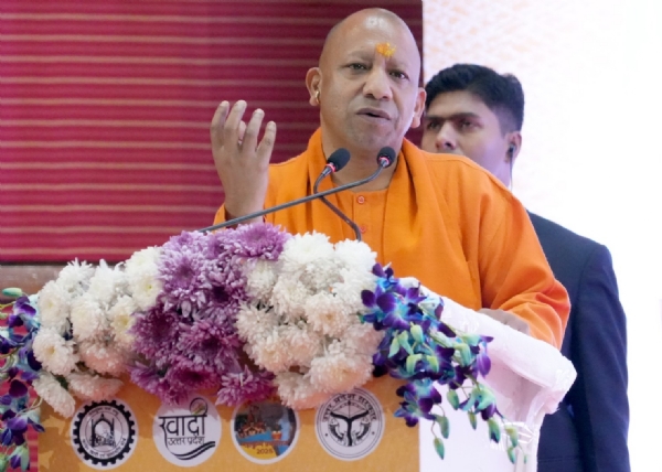 Chief Minister Yogi greets people on Uttar Pradesh Day Chief Minister Yogi greets people on Uttar Pradesh Day