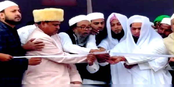 बंगालको बाबरी मस्जिद शिलान्यासमा जसलाई बताइयो विदेशी ती इमाम निस्के स्थानीय