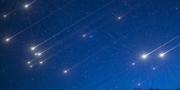 आकाशमा आज राति देखिनेछ उल्कावर्षा