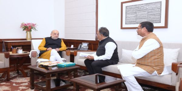 बंगाल र झारखण्डमा जनसांख्यिकीय परिवर्तनबारे छलफल गर्न भाजपा सांसदहरूले भेटे गृहमन्त्रीलाई