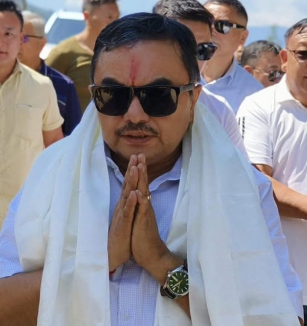 मन्त्री एनबी दाहाल मन्त्री एनबी दाहाल