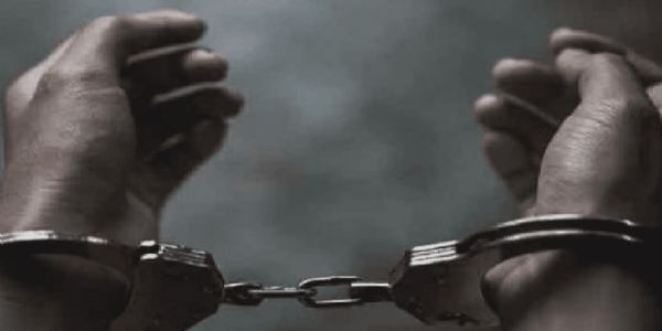 भारी मात्रामा प्रतिबन्धित लागुऔषधसहित महिला तस्कर पक्राउ