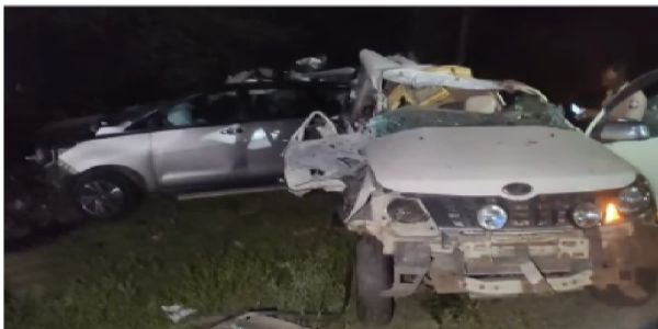 तमिलनाडुको तिरुचिरापल्ली राष्ट्रिय राजमार्गमा बस कारसँग ठोक्कियो, सात जनाको मृत्यु