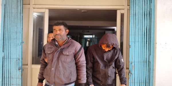 सोनादाको एक घरमा चोरी : पुलिसद्वारा दुईजना पक्राउ