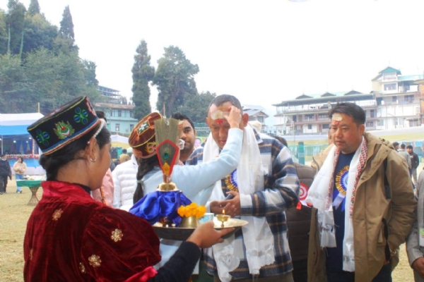 विविध गतिविधिहरूका साथ कञ्चनजोङ्गा शीतकालीन पर्यटन महोत्सव जारी