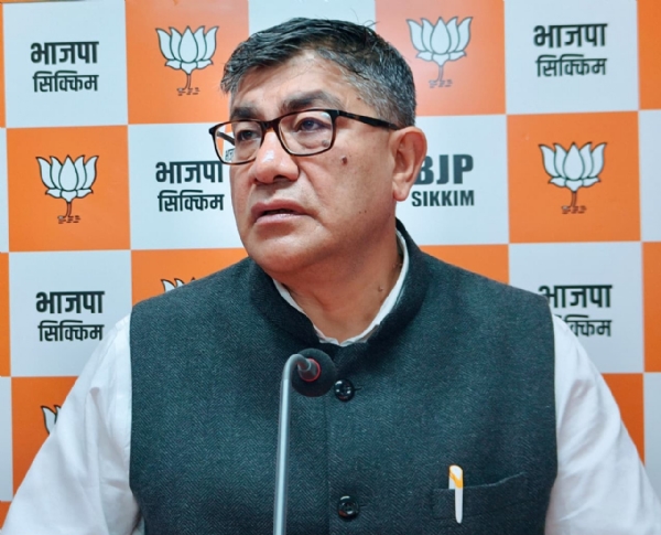 भाजपा सिक्किमका अध्यक्ष डीआर थापा भाजपा सिक्किमका अध्यक्ष डीआर थापा