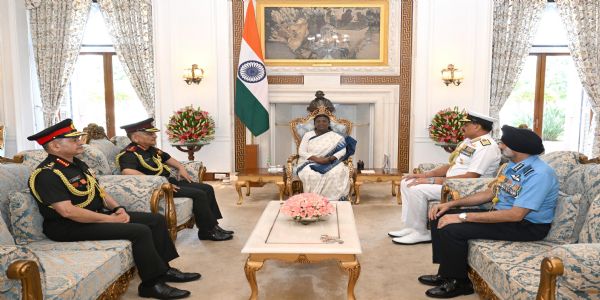 सेना प्रमुखहरूले राष्ट्रपतिसॅंग भेट गरेर अपरेशन सिन्दूरको बारेमा जानकारी दिए