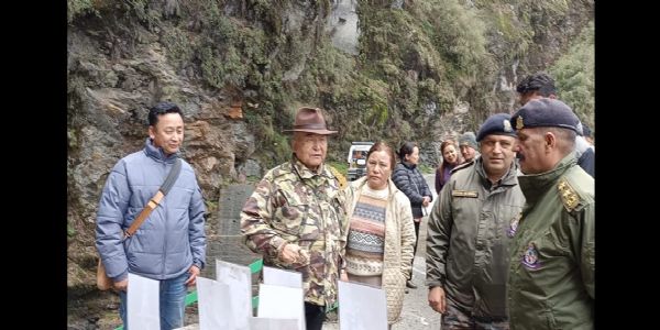 छाङ्गु नाथुला जाने सडकमा शौचालय र पेयजल सुविधाको व्यवस्था गर्न क्षेत्र विधायकको निरीक्षण भ्रमण