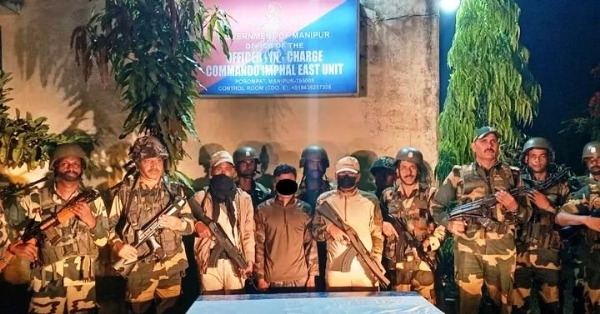 सुरक्षा बलले मणिपुरबाट तीन उग्रवादीलाई पक्राउ गऱ्यो सुरक्षा बलले मणिपुरबाट तीन उग्रवादीलाई पक्राउ गऱ्यो