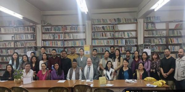 दार्जिलिङको साउथफिल्ड कलेजमा अमेरिकी डेपुटी कन्सुलको भ्रमण