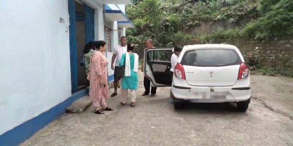 डाक्टरबिहिन सञ्चालन भइरहेको छ घैयाबारी अस्पताल