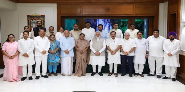 दिल्लीका भाजपा नेताहरूसँग प्रधानमन्त्री मोदीको साढे 3 घण्टा लामो बैठक, 100 दिनको रिपोर्ट कार्ड, विकास एजेन्डामाथि छलफल