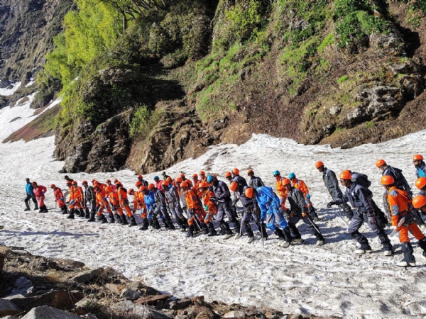 ईएमआरएस सिक्किमका विद्यार्थीहरूले मनालीमा विशेष प्रशिक्षण कार्यक्रममा भाग लिए