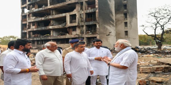 प्रधानमन्त्रीले अहमदाबाद विमान दुर्घटनामा शोक व्यक्त गरे, प्रियजनहरूप्रति समवेदना व्यक्त गरे