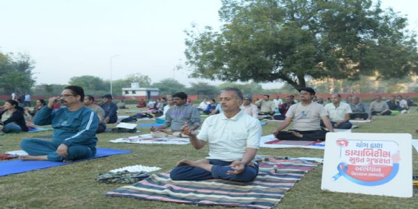 प्रधानमन्त्रीले 11औं अन्तरराष्ट्रिय योग दिवसमा विशाखापट्टनममा योगा गर्ने