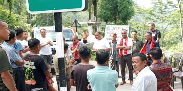लिजाहिल चियाबारी अन्तर्गत ६ नम्बर डाँडामा बाटोको उद्घाटन