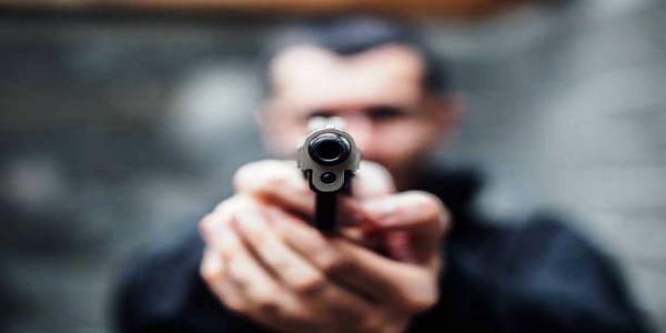 अमेरिकामा दुई पुलिस अधिकारीमाथि हमला, एकको मृत्यु