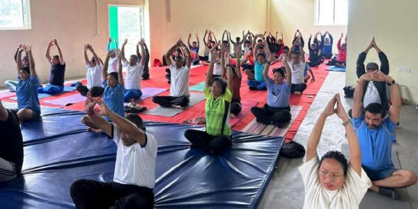 अन्तरराष्ट्रिय योग दिवसको पूर्व सन्ध्या रेशीथाङमा प्री-योग दिवस पालन