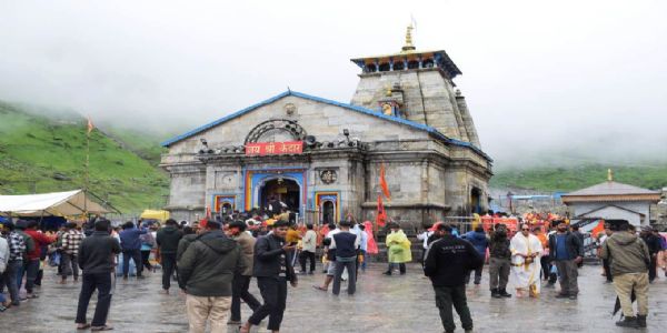 उत्तराखण्ड: चारधाम यात्रा एक दिनकाे लागि स्थगित
