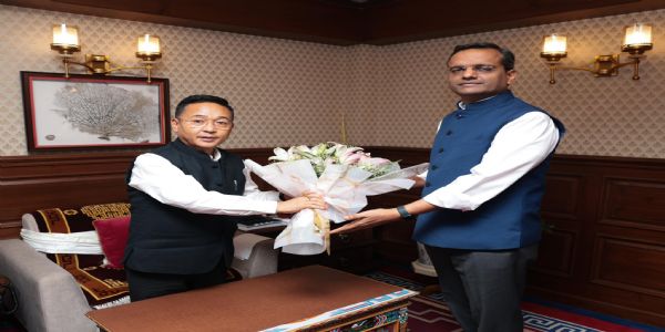 एनएचआईडीसीएल प्रतिनिधि टोलीद्वारा मुख्यमन्त्रीसॅंग भेट, सडक सम्पर्क सुधारमाथि चर्चा