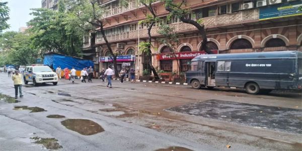 बम्बे स्टक एक्सचेञ्जलाई बमले उड़ाउने धम्की, पुलिस सतर्क