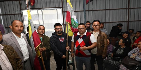 दार्जिलिङ नगरपालिकाको कर्मचारी सँगठन भागोप्रमोको भातृ सँगठन भएको घाेषणा