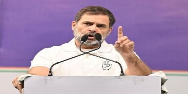 बीएड छात्राको आत्मदाह मामिलामा राहुल गान्धीले ओडिशा सरकारलाई घेरे