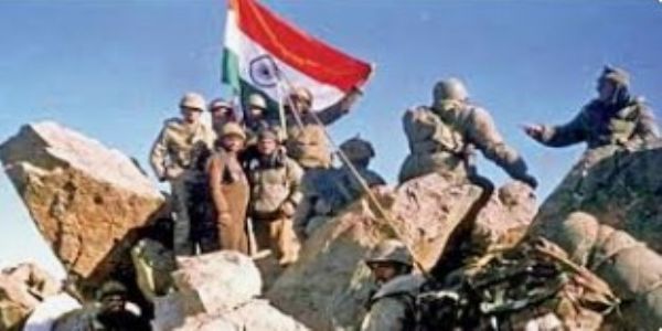 कारगिल विजय दिवसः राष्ट्रपति र प्रधानमन्त्रीले वीर सपूतहरूलाई नमन गरी यसलाई वीरता, साहस एवं दृढ़ संकल्पको प्रतीक बताए