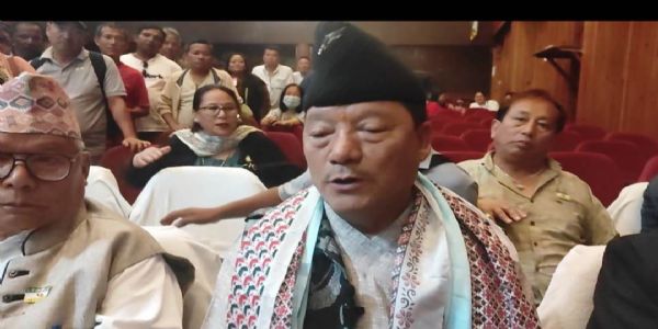 विकल्प सोच्न बाध्य हुने विमल गुरुङको चेताउनी