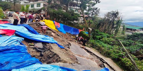 राजधानीमा तामाङ गुम्पा छेउ ठूलो पैह्रो, यातायात बन्द