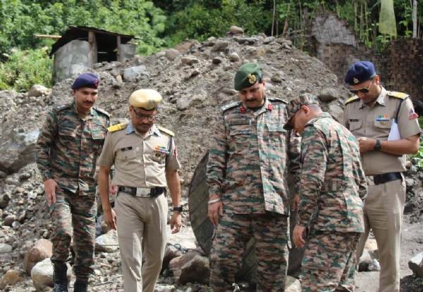 एजीजीबीआर जितेन्द्र प्रसादले उत्तर सिक्किममा प्रभावित क्षेत्रहरूको निरीक्षण भ्रमण गरे