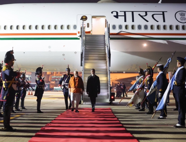 मोदी