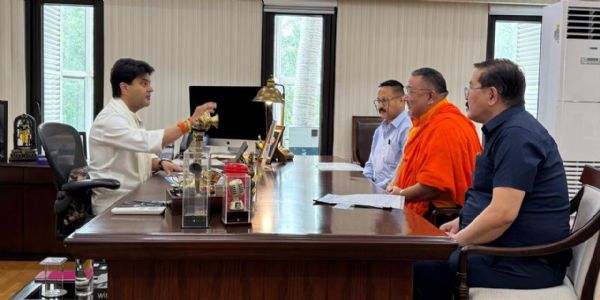 मन्त्री लामाले केन्द्रिय मन्त्रीहरूसॅंग भेट गरेर सिक्किम सम्बन्धित विषयहरूमाथि छलफल गरे