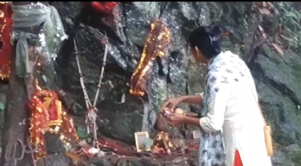 सिंगेल चियाबारीको सिमानाधुरामा‌ मन्दिर निर्माणको कार्य शुरु