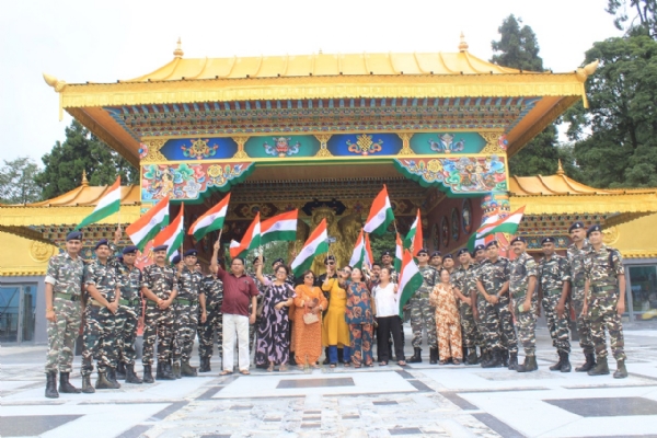 एसएसबीद्वारा हर घर तिरङ्गा अभियान अन्तर्गत गान्तोकमा तिरङ्गा बाइक ऱ्याली तथा वकाथन आयोजित